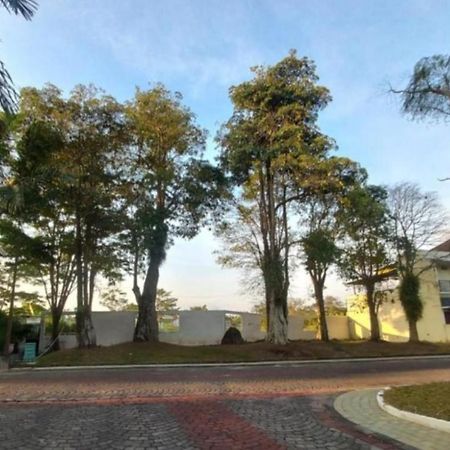 Merapi View Room Ngaglik المظهر الخارجي الصورة